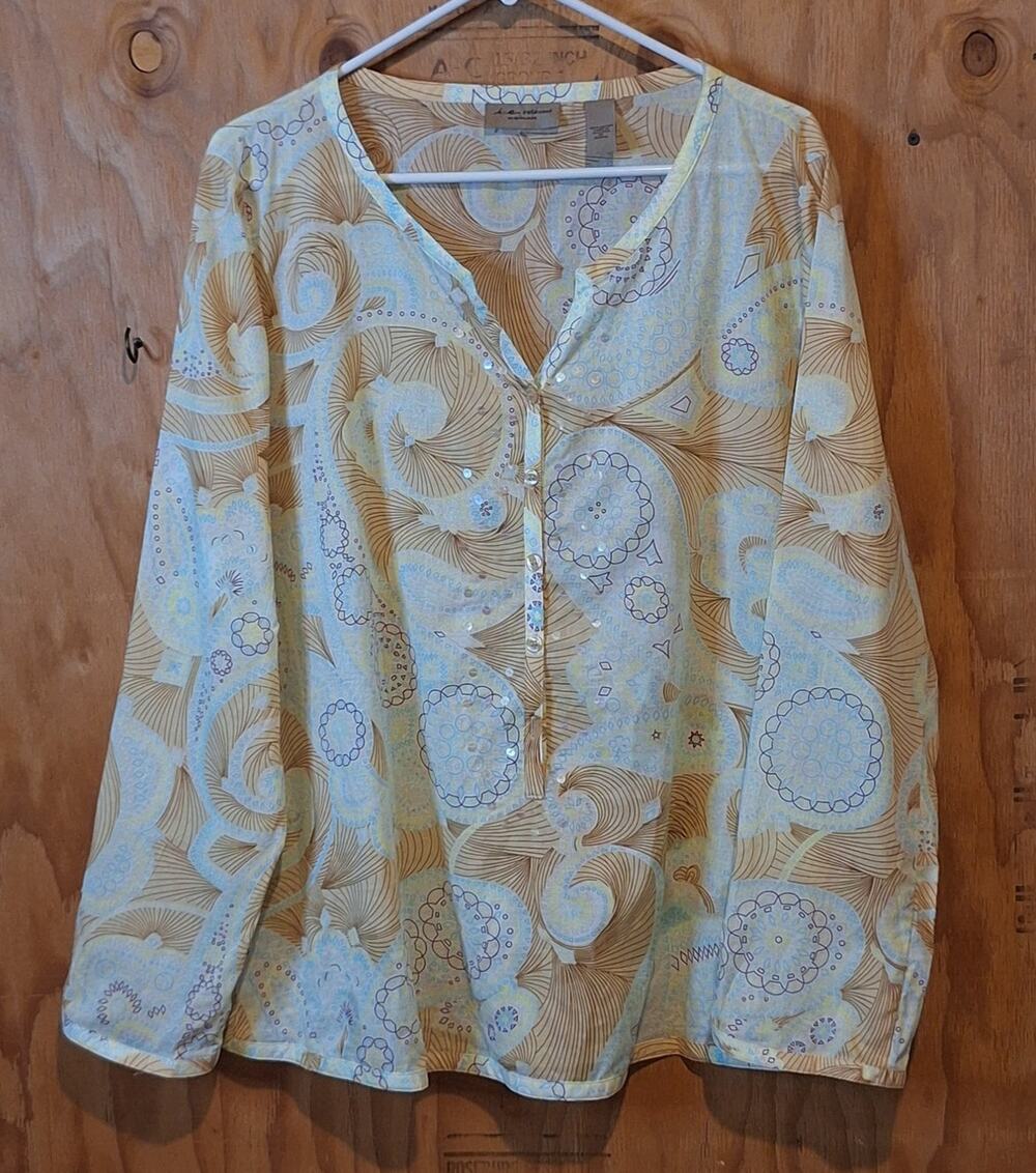 i.e. relaxed Woman Shirt Size 1X Sequined 100% Cotton Lightweight Paisley Floral
